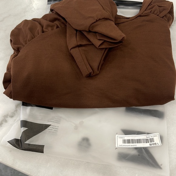 Bundle 2 for $20😀 Shein Crop Top - Picture 9 of 10